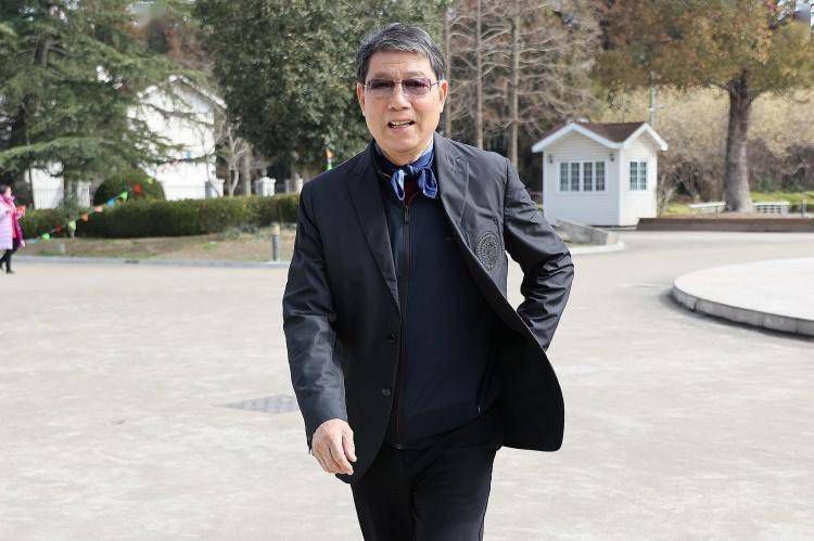 国产成人成网站在线播放青青
